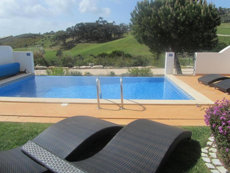 Stunning 3 Bed Villa With Pool- Golf Beach Budens Exteriör bild